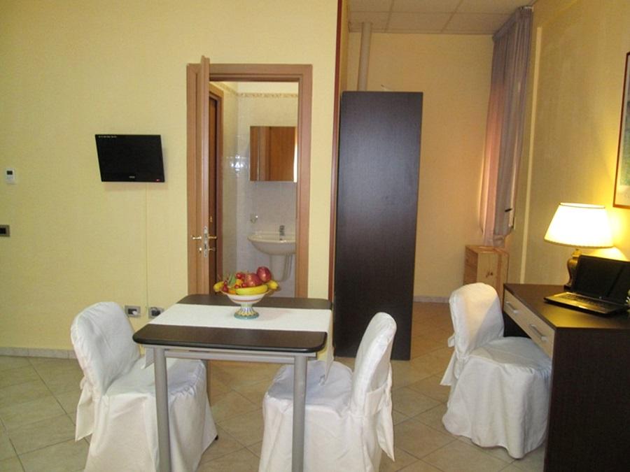 Residenza Partenopea Hotel 3*